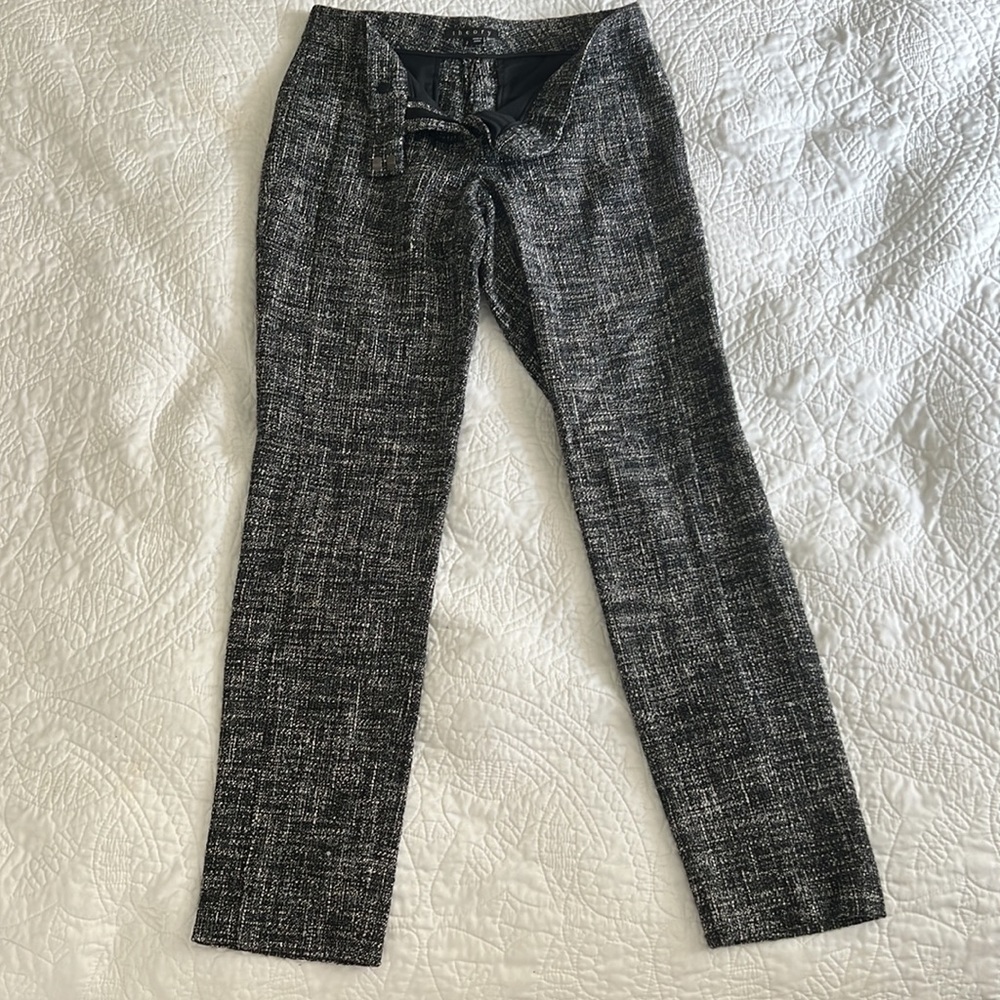 Theory EUC size 2 tweed pants